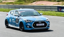 코리아스피드페스티벌 벨로스터 3라운드, 이진욱 폴 차지