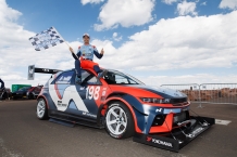 [AD]현대자동차, 미국 '파이크스 피크 힐 클라임' 대회서 양산형 전기차 최고 기록 달성