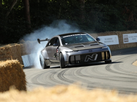 굿우드 페스티벌서 ‘아이오닉 6 N’ 성공데뷔